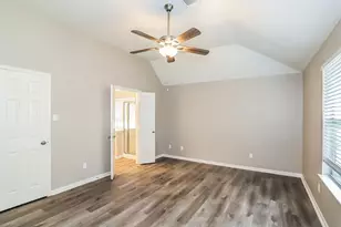 5113 Orange Blossom Ct, League City, TX 77573 - Photo 9