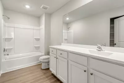8135 Alpine Bearberry Drive, Houston, TX 77016 - Photo 9