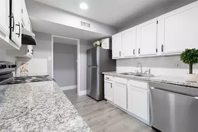 17302 S Yorkglen Drive, Houston, TX 77084 - Photo 11
