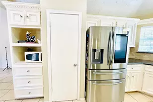 15223 Bedford Glen Dr, Channelview, TX 77530 - Photo 9