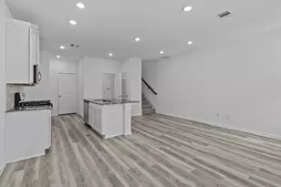 7523 Bella Springs, Houston, TX 77044 - Photo 9