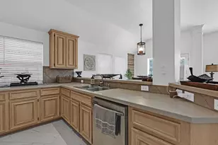 5805 Windy Knoll Ln, Rosharon, TX 77583 - Photo 7