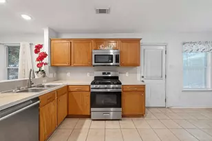 6626 Stonecross Creek Ln, Katy, TX 77449 - Photo 15