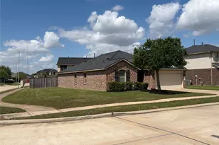 2022 Wellfleet Xing, Fresno, TX 77545 - Photo 5