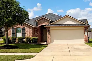 2022 Wellfleet Xing, Fresno, TX 77545 - Photo 1