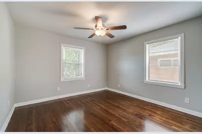 4621 W 43rd Street, Houston, TX 77092 - Photo 17