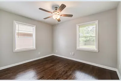 4621 W 43rd Street, Houston, TX 77092 - Photo 19