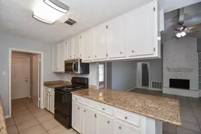 12927 Westmere Drive, Houston, TX 77077 - Photo 11