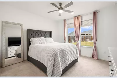 8218 Wave Arbor Drive, Cypress, TX 77433 - Photo 9