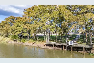 4605 Fm 563, Anahuac, TX 77514 - Photo 7