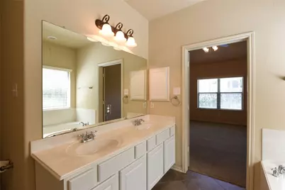 118 E Lasting Spring Circle, Spring, TX 77389 - Photo 29