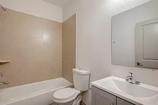 5530 Hirondel St, Houston, TX 77033 - Photo 25