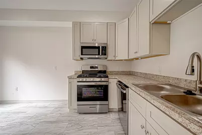 5530 Hirondel Street #A, Houston, TX 77033 - Photo 9