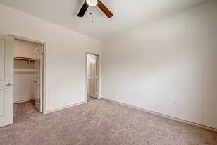 5530 Hirondel St, Houston, TX 77033 - Photo 19