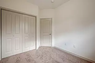 5530 Hirondel St, Houston, TX 77033 - Photo 23