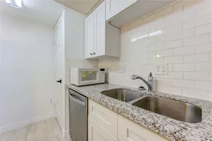 830 Threadneedle St, Houston, TX 77079 - Photo 19