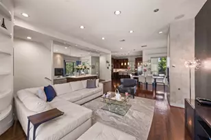 4129 Dickson St, Houston, TX 77007 - Photo 9