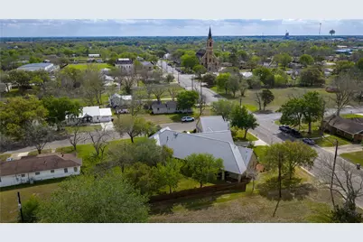 202 W North Street, Weimar, TX 78962 - Photo 31