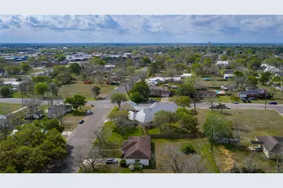 202 W North Street, Weimar, TX 78962 - Photo 29