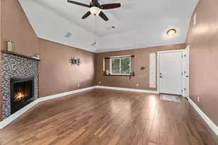 5010 Deer Point Dr, Spring, TX 77389 - Photo 15