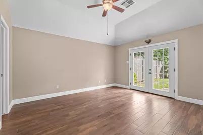 5010 Deer Point Drive, Spring, TX 77389 - Photo 9