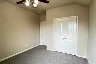 15806 Egret Field Ln, Houston, TX 77049 - Photo 17