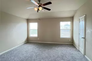 15806 Egret Field Ln, Houston, TX 77049 - Photo 13