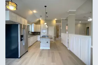 1815 Rustic Oak Lane, Pasadena, TX 77586 - Photo 11