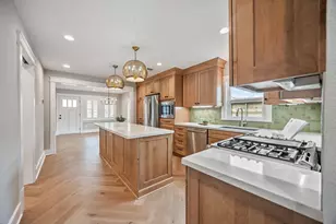 1104 Walton St, Houston, TX 77009 - Photo 9