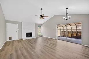 4800 Oak Hollow St, Baytown, TX 77521 - Photo 31