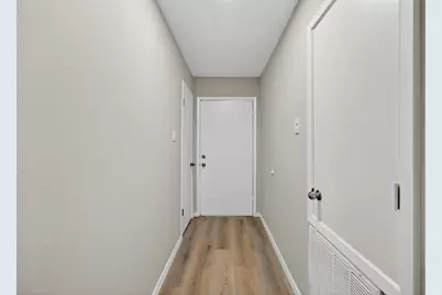 4800 Oak Hollow Street, Baytown, TX 77521 - Photo 11