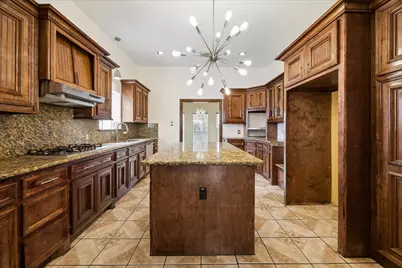 5027 Creekmont Drive, Houston, TX 77091 - Photo 3