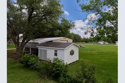 16103 Highway 36, Needville, TX 77461 - Photo 13