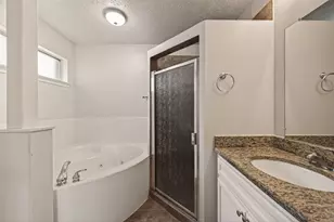 9046 Smokehollow Dr, Houston, TX 77064 - Photo 31