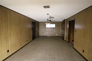 401 E 5th St, Sweeny, TX 77480 - Photo 29