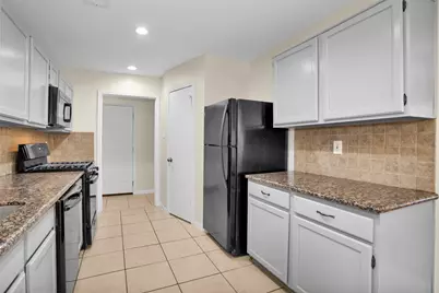 6907 Brockington Drive, Katy, TX 77494 - Photo 11