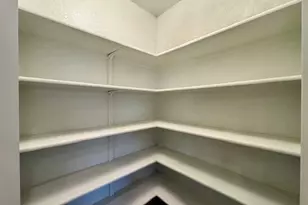 407 Marimoor Dr, Hutto, TX 78634 - Photo 11