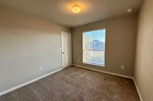 407 Marimoor Dr, Hutto, TX 78634 - Photo 3