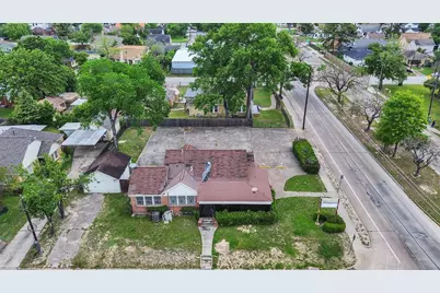 713 Fairbanks Street, Houston, TX 77009 - Photo 1