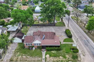 713 Fairbanks St, Houston, TX 77009 - Photo 1