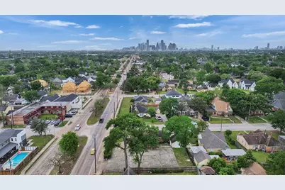 713 Fairbanks Street, Houston, TX 77009 - Photo 5