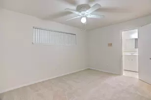 3703 Roseland St, Houston, TX 77006 - Photo 9