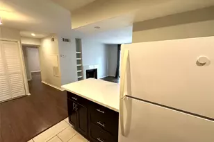 2750 Holly Hall St, Houston, TX 77054 - Photo 11