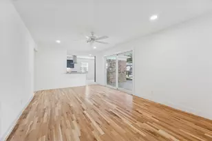 5706 Capello Dr, Houston, TX 77035 - Photo 7