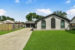 5003 Colombia Dr, Pasadena, TX 77505 - Photo 3