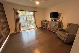 9043 Briar Forest Dr, Houston, TX 77024 - Photo 37