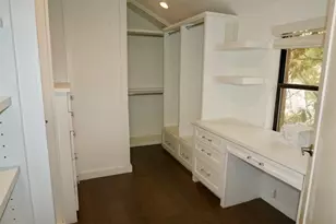 9043 Briar Forest Dr, Houston, TX 77024 - Photo 9