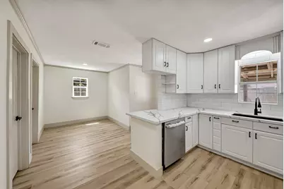 6638 Thornwall Street, Houston, TX 77092 - Photo 11