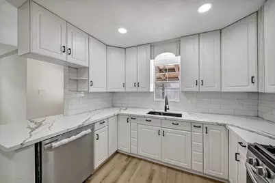 6638 Thornwall Street, Houston, TX 77092 - Photo 3