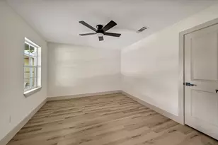 6638 Thornwall St, Houston, TX 77092 - Photo 9